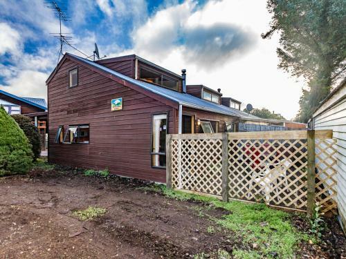 Adventurers Retreat - Ohakune Holiday Home