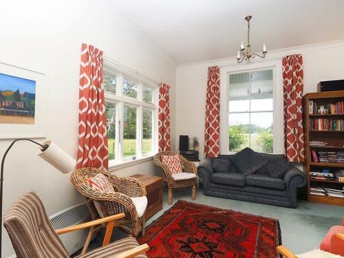 Monty's Cottage - Greytown Cottage
