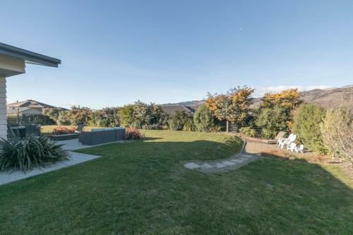 Slice Of Pisa - Cromwell Holiday Home