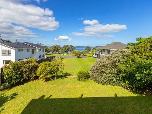 Bayview At Snells - Snells Beach Holiday Home
