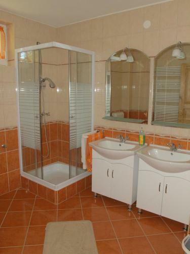 Apartamento Di�fa Vend�gh�z