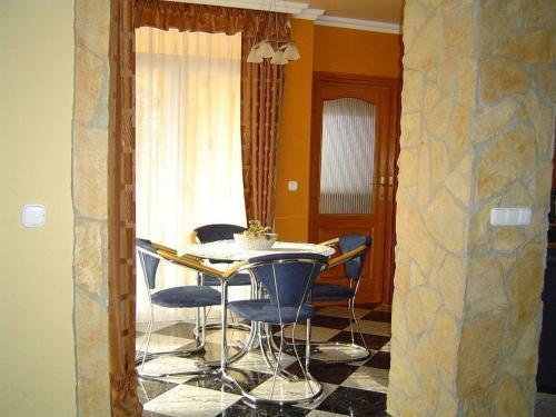 Janus Apartman