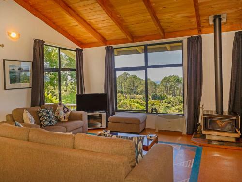 Hahei Hideaway - Hahei Holiday Home