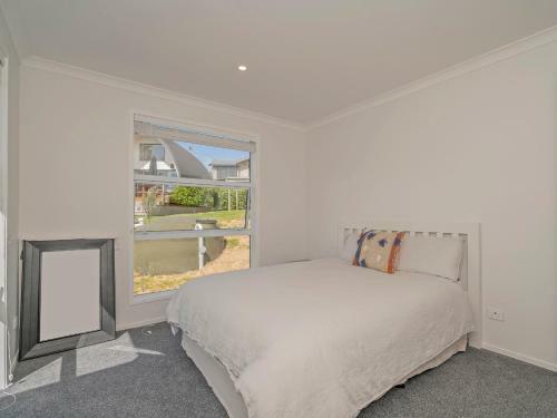 Where The Sun Shines - Hahei Holiday Home