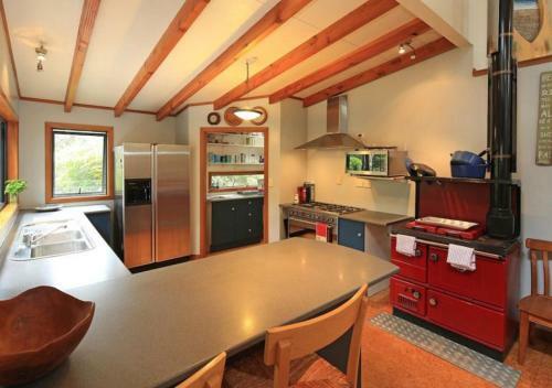 Waiheke Escape
