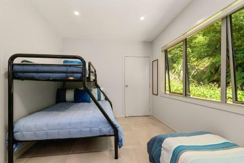 Flaxwater Bach - Lake Tarawera Holiday Home