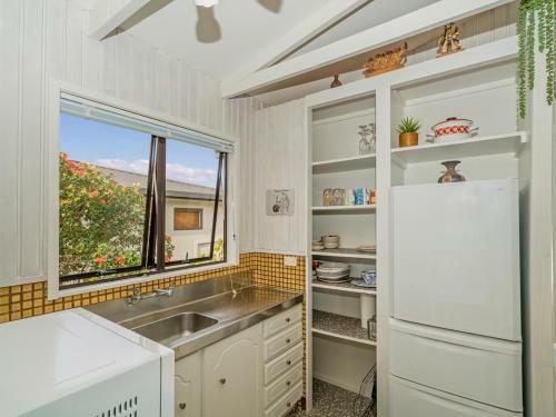 Captains Bach @ Cooks - Upstairs Holiday Unit
