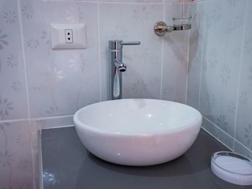 Hostal Inti Tambo Hotel