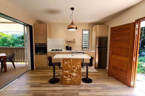 Hiva House