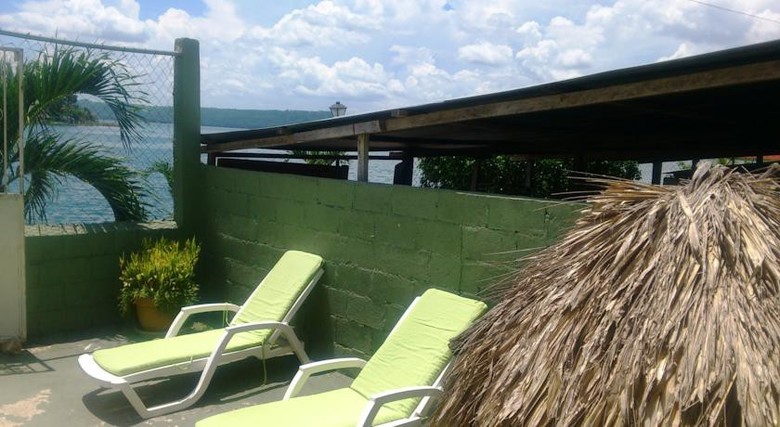 Green World Hotel