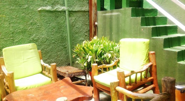 Green World Hotel