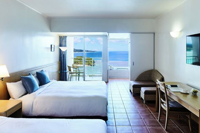 Hotel Onward Beach Resort