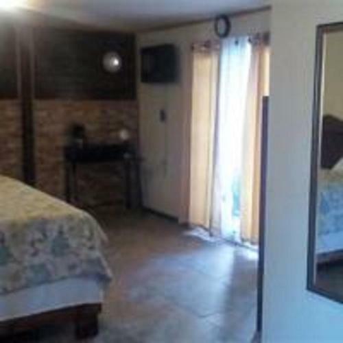 Hotel La Delphina Bed And Breakfast Bar And Grill