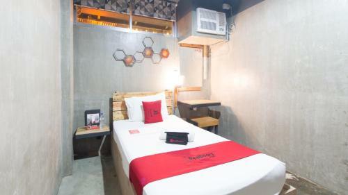 Hotel Reddoorz Plus @ Taft North Mandurriao