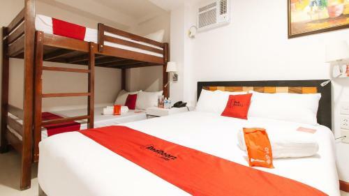 Hotel Reddoorz @ Gaea's Apartment Panglao