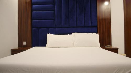 Hotel Comfort Inn (R)