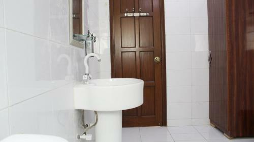 Hotel Comfort Inn (R)