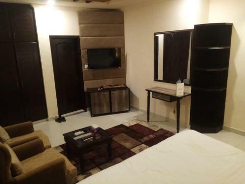 Hostal Royal Hayat Guest House