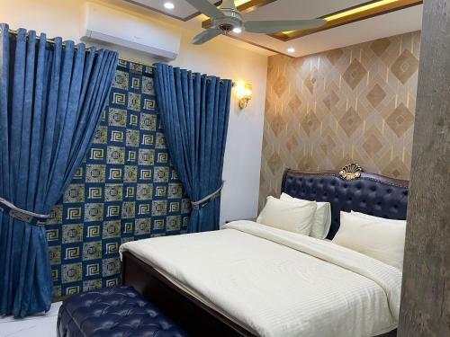 Royal Three-bedroom Villa Dha Phase 6 Lahore