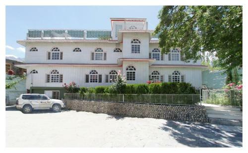 Hotel Dewanekhas Skardu