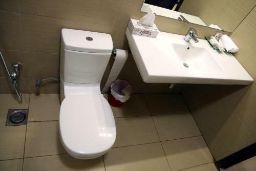 Hostal Butterfly Guest House Phase 7 Bahria Town