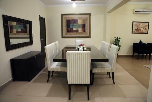 Hostal Butterfly Guest House Phase 7 Bahria Town