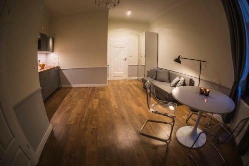 Angel House Apartments