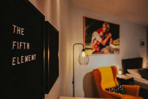 Movart Boutique Aparthotel