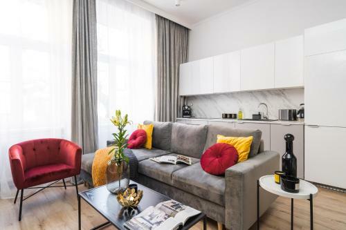 Rubinstein Apartment By Loft Affair