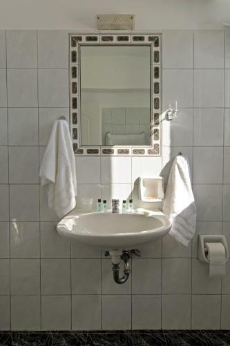 Perigiali Rooms & Apartments Folegandros