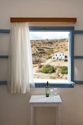 Perigiali Rooms & Apartments Folegandros