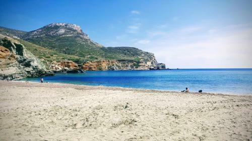 Perigiali Rooms & Apartments Folegandros