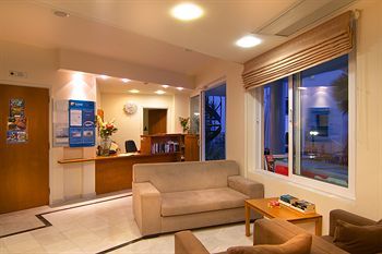 Aparthotel Radamanthy's Hotel Apartments