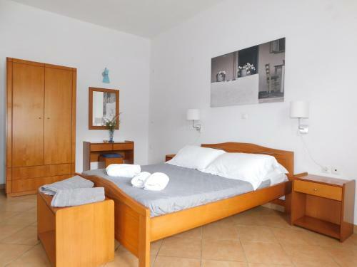 Bed & Breakfast ?ymanemi Folegandros