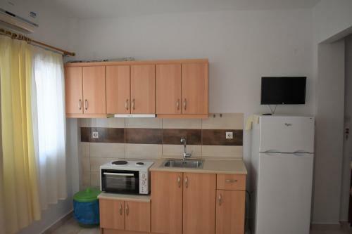 Ermioni Apartments