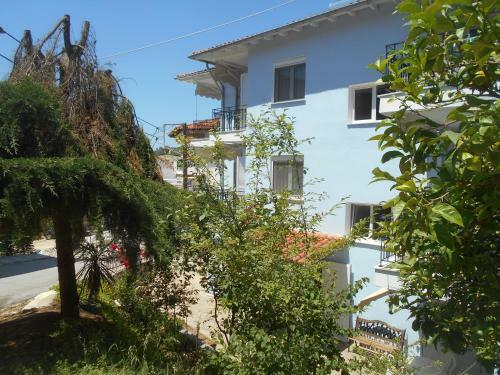 Ermioni Apartments