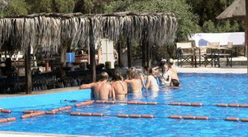 Albergue Surfing Beach Huts
