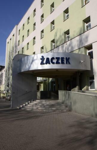 ?aczek Hotele Studenckie