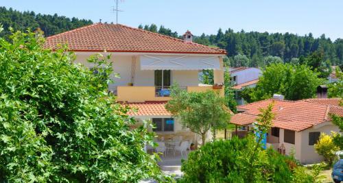 Agapi Apartments