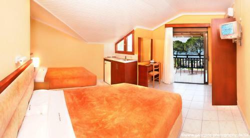 Aparthotel Vergos Hotel