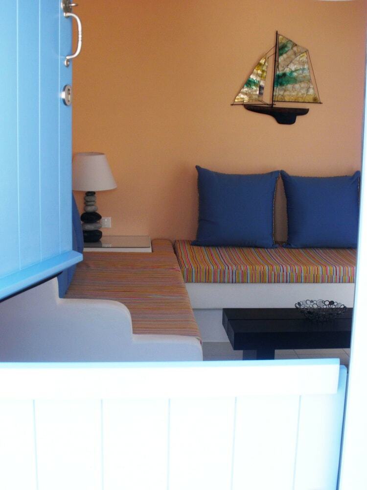 Blue Harmony Apartments