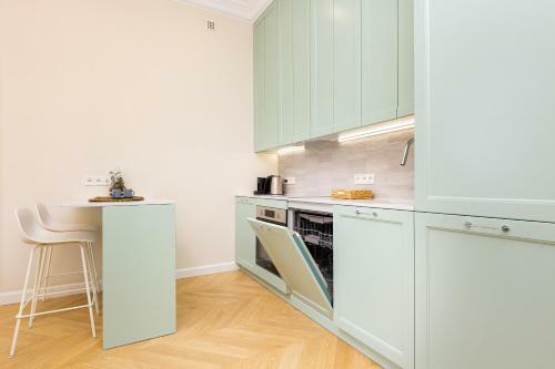 Apartments Warsaw Targowa By Renters