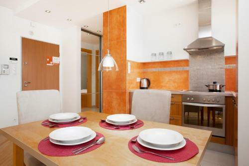 Apartments Warsaw Wilanowska By Renters