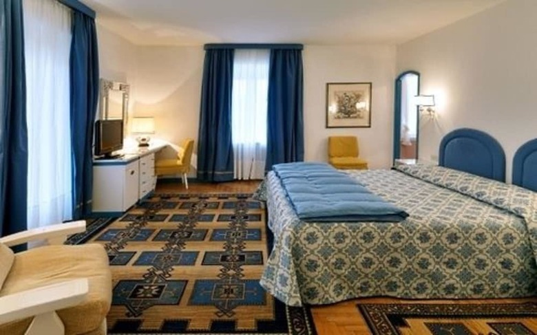 Hotel De La Poste