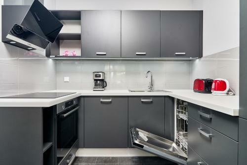 Apartments Wroc?aw ?wistackiego By Renters