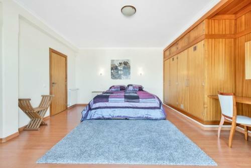 3-bed Villa 10 Mins To The Beach In Albufeira