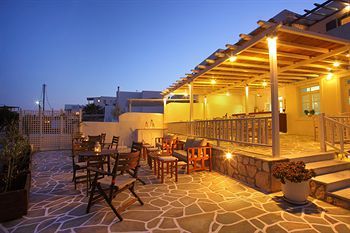 Hotel Paros Inn
