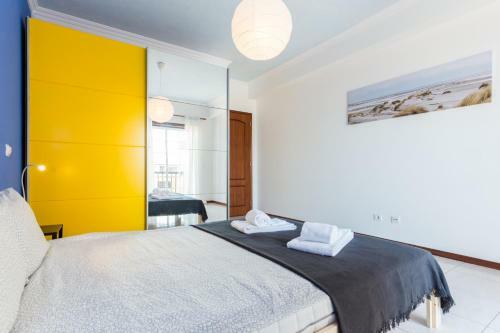 Hroma Apartment By Seewest