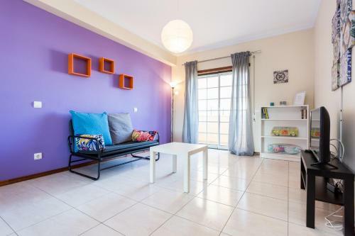 Hroma Apartment By Seewest