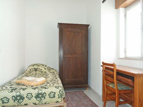 C01 - Blue Door City Apartment